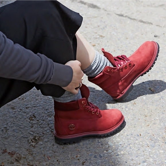 Timberland Woman Satin Collar Waterproof Boots size 7 - Picture 2 of 9